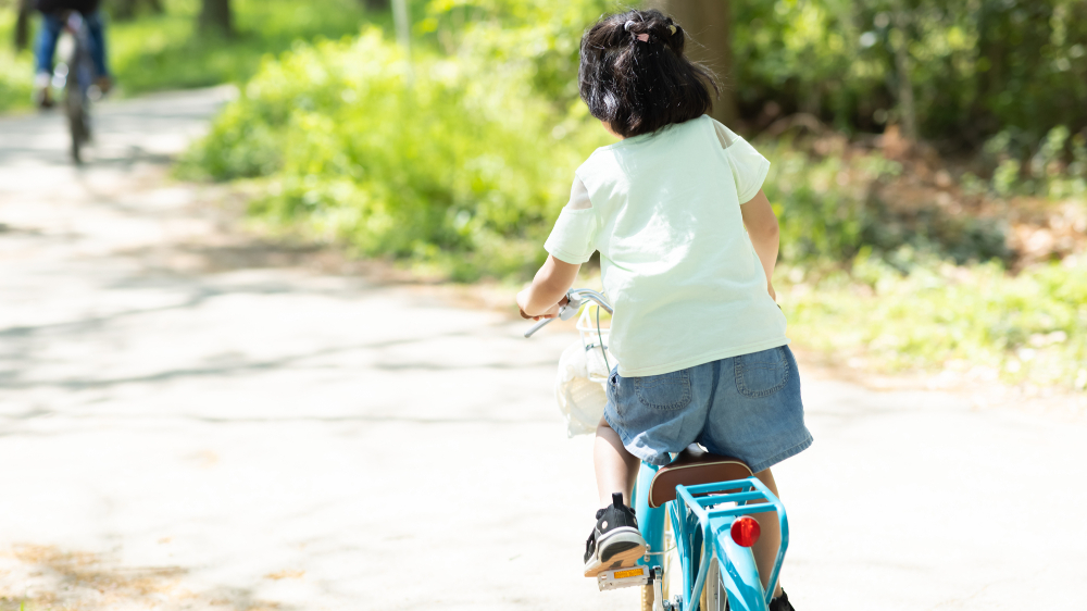 公園で迷子の女の子を助けてあげた女性 その際に気づいた “恐ろしいこと” が話題に